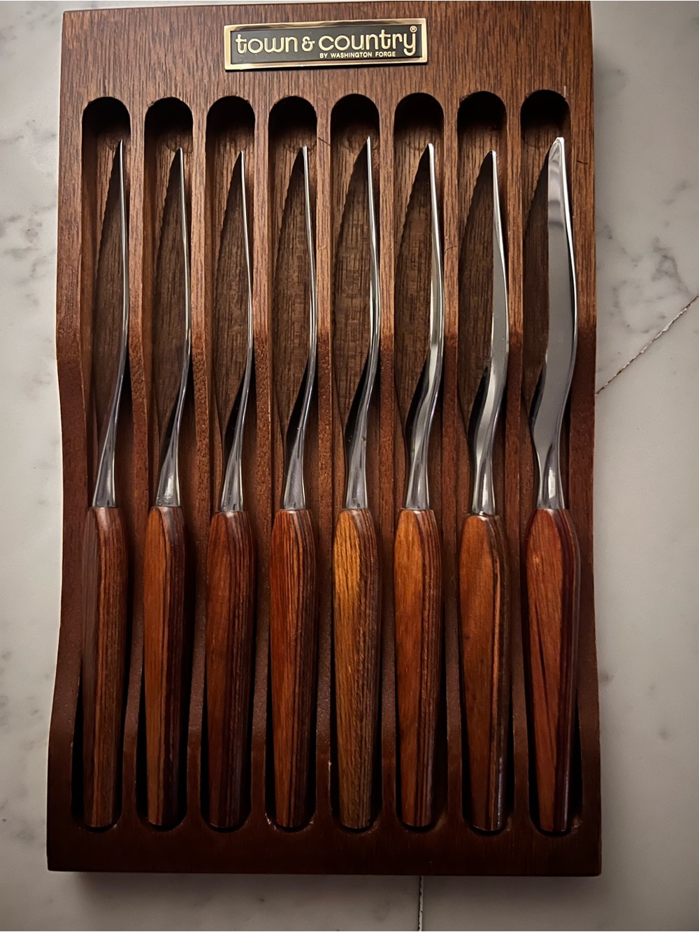 Vintage Washington Forge Town & Country Fleetwood Steak Knife Set + Holder